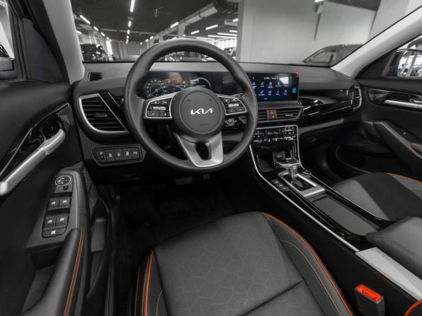 Kia Seltos I Рестайлинг с пробегом 2026 года, цена 3 000 000 рублей, 11 км, внедорожник, Автокод Объявления