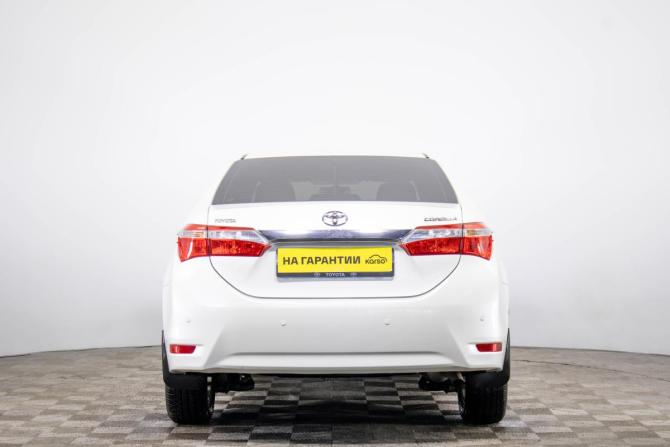 Toyota Corolla XI (E160 E170 E180) с пробегом 2015 года, цена 1 539 000 рублей, 84236 км, седан, Автокод Объявления