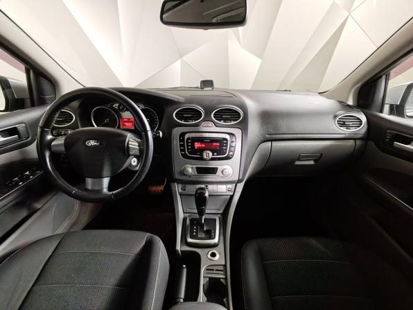 Ford Focus II Рестайлинг с пробегом 2011 года, цена 741 000 рублей, 93203 км, хэтчбек, Автокод Объявления