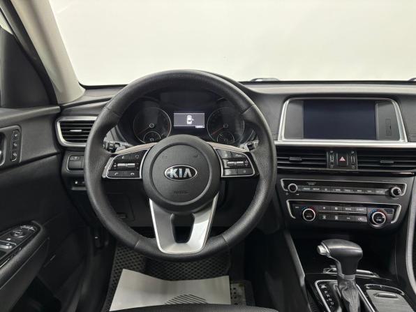 Kia Optima IV Рестайлинг с пробегом 2018 года, цена 2 060 000 рублей, 138736 км, седан, Автокод Объявления