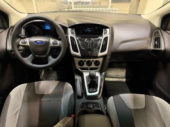Ford Focus III с пробегом 2014 года, цена 975 000 рублей, 115000 км, седан, Автокод Объявления