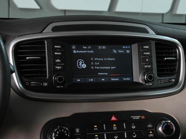 Kia Sorento III Prime Рестайлинг с пробегом 2018 года, цена 2 449 000 рублей, 62166 км, внедорожник, Автокод Объявления
