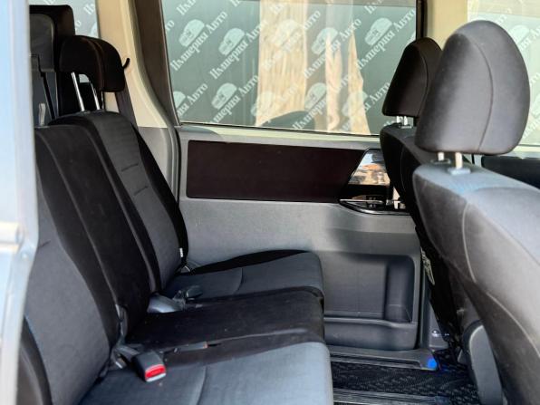 Toyota Voxy II (R70) с пробегом 2008 года, цена 1 575 000 рублей, 146500 км, минивэн, Автокод Объявления