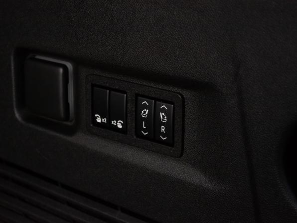 Chevrolet Suburban XII с пробегом 2023 года, цена 11 499 000 рублей, 2280 км, внедорожник, Автокод Объявления
