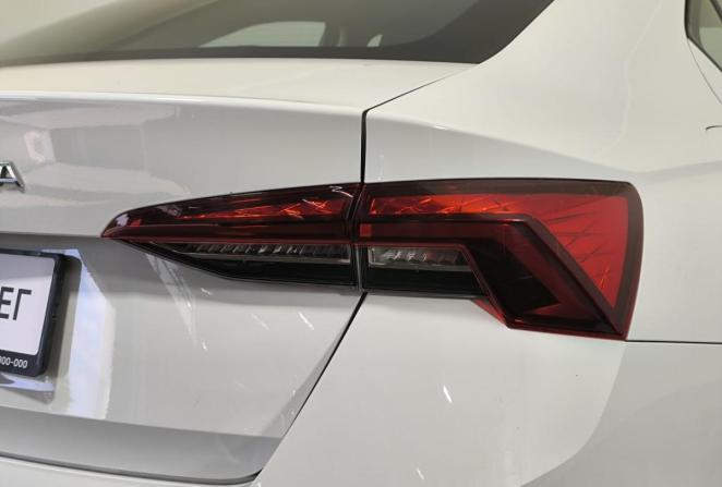 Skoda Octavia IV (A8) с пробегом 2020 года, цена 2 450 000 рублей, 73100 км, лифтбек, Автокод Объявления