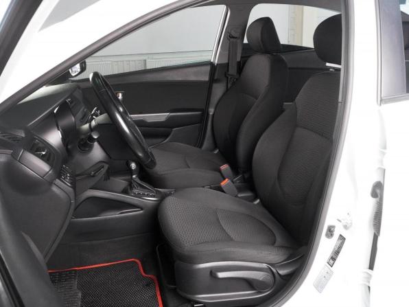 Kia Rio III Рестайлинг с пробегом 2017 года, цена 1 259 000 рублей, 116486 км, седан, Автокод Объявления