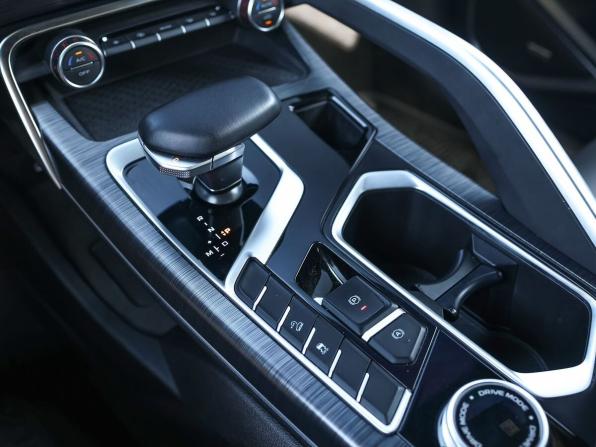 Geely Tugella I Рестайлинг с пробегом 2023 года, цена 2 799 000 рублей, 63790 км, внедорожник, Автокод Объявления