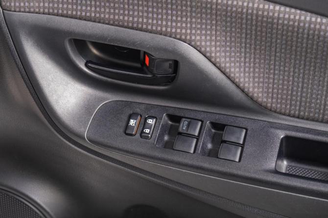 Toyota Vitz III (XP130) Рестайлинг 2 с пробегом 2019 года, цена 1 549 000 рублей, 66500 км, хэтчбек, Автокод Объявления