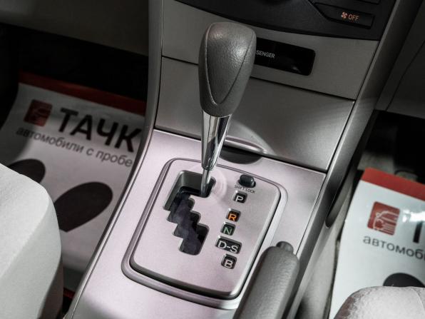 Toyota Corolla X (E140 E150) Рестайлинг с пробегом 2012 года, цена 1 300 000 рублей, 37000 км, седан, Автокод Объявления