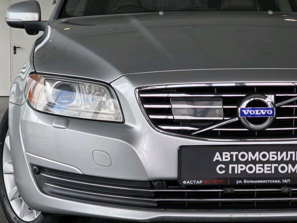 Volvo V70 III Рестайлинг с пробегом 2013 года, цена 1 000 000 рублей, 145115 км, универсал, Автокод Объявления