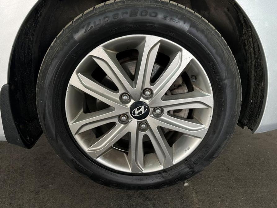 Hyundai Elantra V (MD) Рестайлинг Москва  - изображение 21