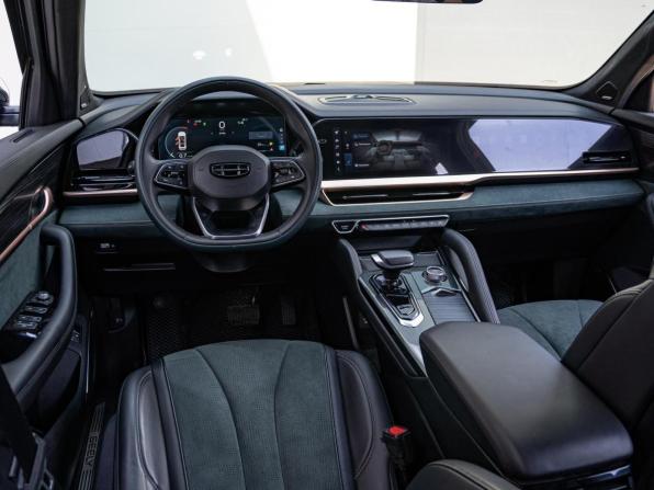 Geely Monjaro I с пробегом 2024 года, цена 3 250 000 рублей, 33153 км, внедорожник, Автокод Объявления