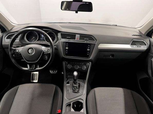 Volkswagen Tiguan II с пробегом 2020 года, цена 1 699 000 рублей, 235044 км, внедорожник, Автокод Объявления