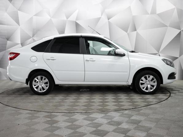 Lada (ВАЗ) Granta I Рестайлинг с пробегом 2023 года, цена 868 000 рублей, 51000 км, лифтбек, Автокод Объявления
