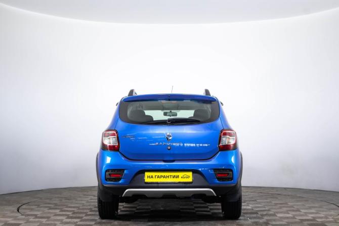 Renault Sandero II с пробегом 2017 года, цена 1 049 000 рублей, 165254 км, хэтчбек, Автокод Объявления