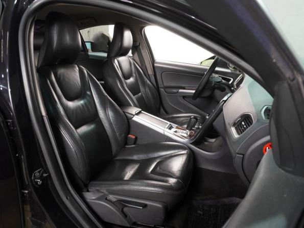 Volvo S60 II с пробегом 2010 года, цена 949 000 рублей, 242613 км, седан, Автокод Объявления