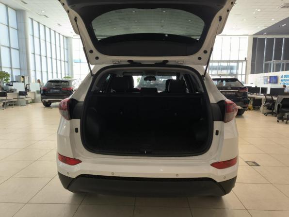 Hyundai Tucson III с пробегом 2016 года, цена 1 899 000 рублей, 131478 км, внедорожник, Автокод Объявления
