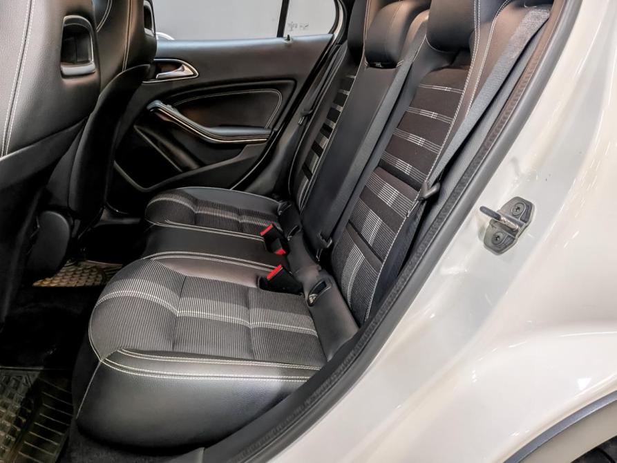 Mercedes-Benz GLA I (X156) Рестайлинг Москва  - изображение 12
