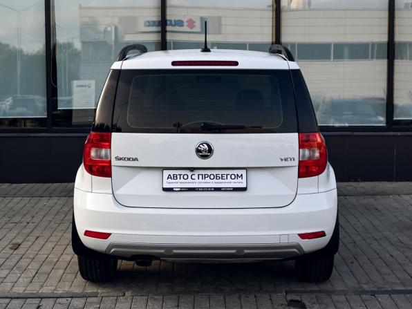 Skoda Yeti I Рестайлинг с пробегом 2017 года, цена 1 409 000 рублей, 172000 км, внедорожник, Автокод Объявления
