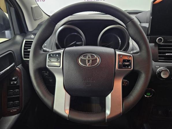 Toyota Land Cruiser Prado 150 Series Рестайлинг 1 с пробегом 2014 года, цена 3 561 000 рублей, 141776 км, внедорожник, Автокод Объявления