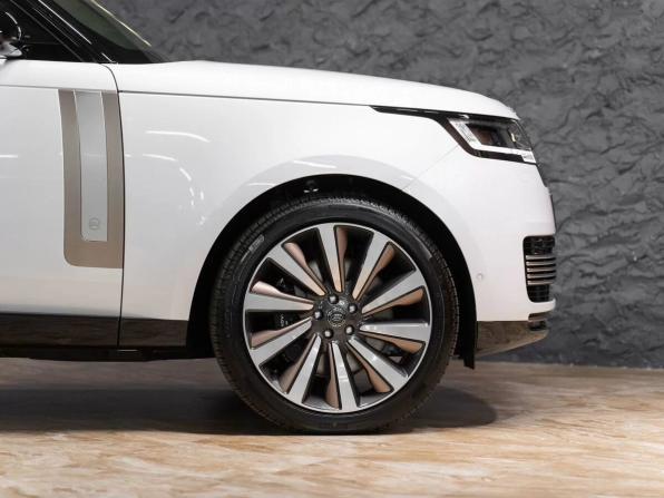 Новый Land Rover Range Rover V 2025 года, цена 31 990 000 рублей, внедорожник, Автокод Объявления