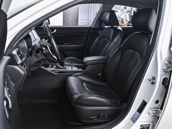 Kia Optima IV Рестайлинг с пробегом 2019 года, цена 2 270 000 рублей, 131053 км, седан, Автокод Объявления