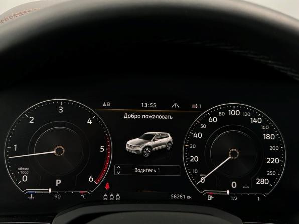 Volkswagen Touareg III с пробегом 2021 года, цена 6 958 600 рублей, 58281 км, внедорожник, Автокод Объявления