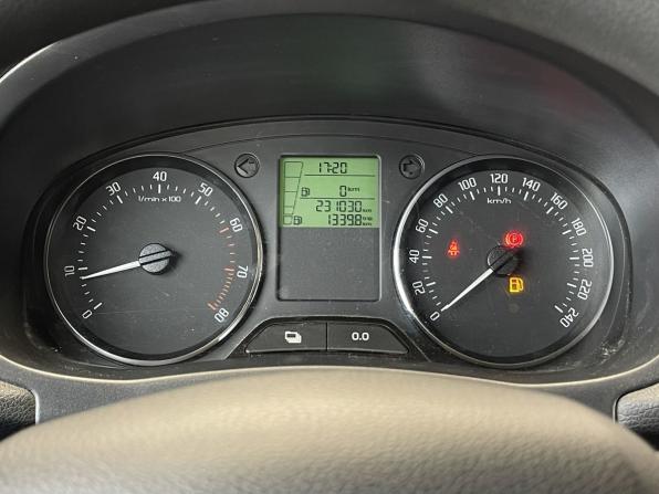 Skoda Fabia II Рестайлинг с пробегом 2014 года, цена 637 000 рублей, 231030 км, хэтчбек, Автокод Объявления