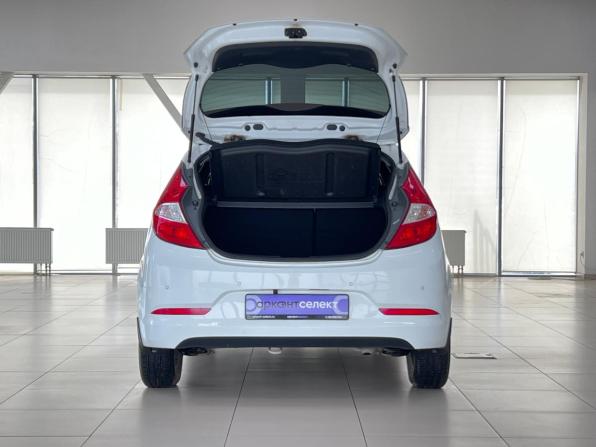 Hyundai Solaris I Рестайлинг с пробегом 2015 года, цена 1 080 000 рублей, 97970 км, хэтчбек, Автокод Объявления