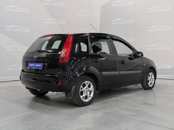 Ford Fiesta Mk5 с пробегом 2007 года, цена 395 000 рублей, 199006 км, хэтчбек, Автокод Объявления