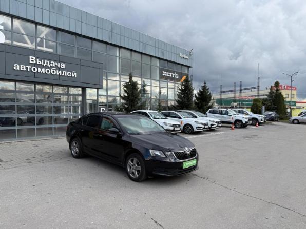 Skoda Octavia III (A7) Рестайлинг с пробегом 2017 года, цена 1 230 000 рублей, 130000 км, лифтбек, Автокод Объявления
