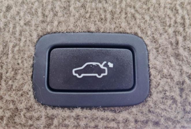 Volvo XC60 I с пробегом 2012 года, цена 1 490 000 рублей, 260350 км, внедорожник, Автокод Объявления