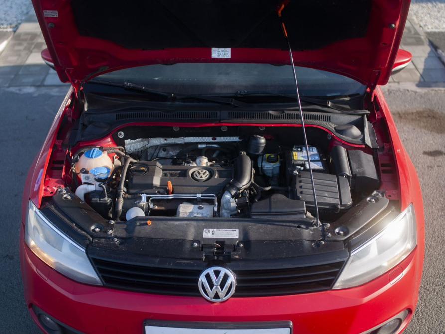 Volkswagen Jetta VI Курган  - изображение 20