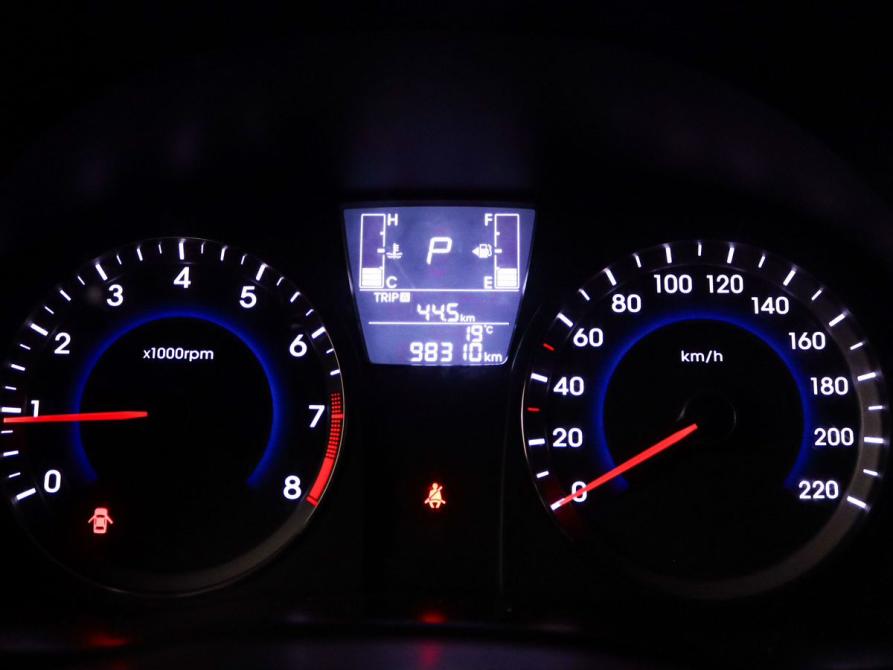 Hyundai Solaris I Рестайлинг Минеральные Воды  - изображение 19
