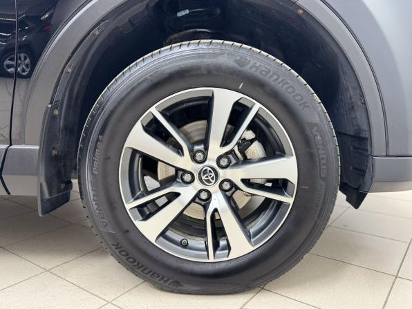 Toyota RAV4 IV (XA40) Рестайлинг с пробегом 2019 года, цена 2 300 000 рублей, 171510 км, внедорожник, Автокод Объявления