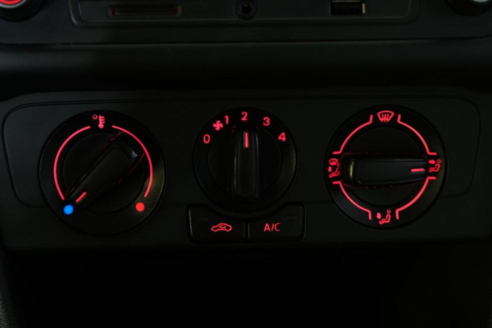 Volkswagen Polo V Рестайлинг Омск  - изображение 16