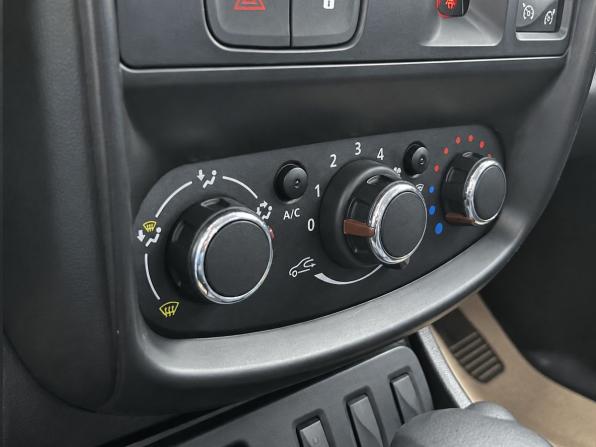 Nissan Terrano III (D10) с пробегом 2018 года, цена 1 199 000 рублей, 179000 км, внедорожник, Автокод Объявления