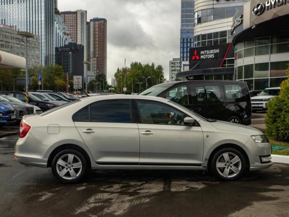 Skoda Rapid I с пробегом 2014 года, цена 798 000 рублей, 251082 км, лифтбек, Автокод Объявления