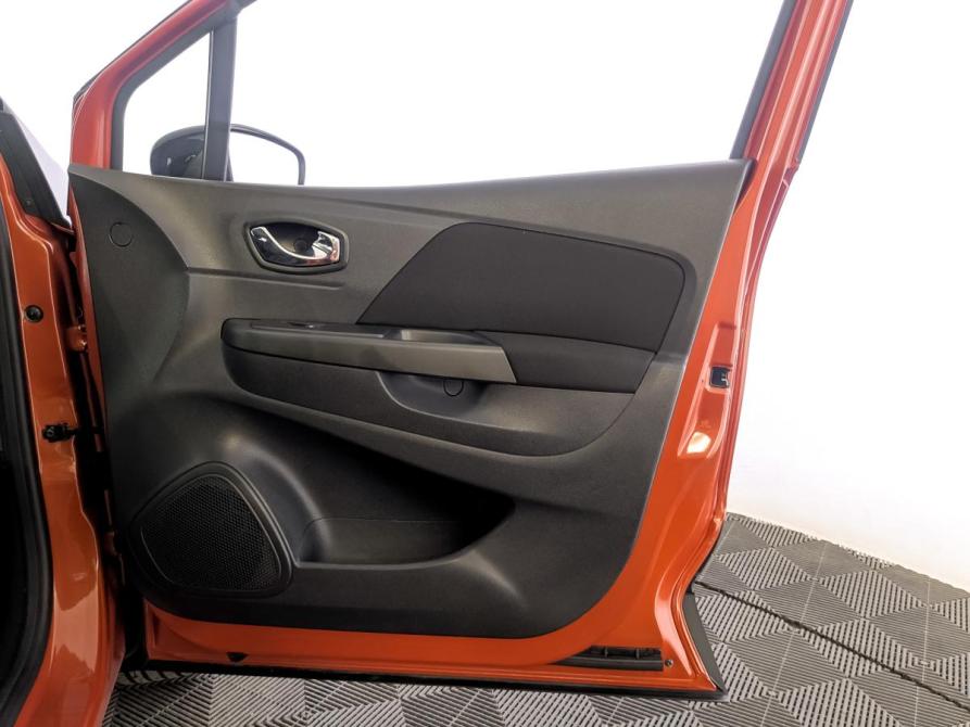 Renault Kaptur I Москва  - изображение 24