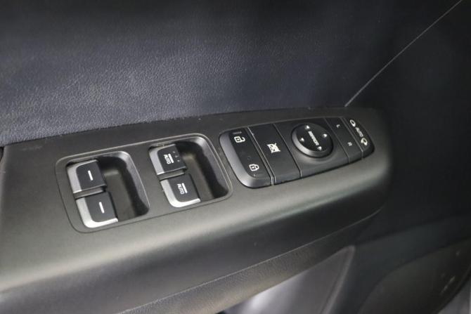 Kia Sportage IV Рестайлинг с пробегом 2019 года, цена 1 869 990 рублей, 191492 км, внедорожник, Автокод Объявления