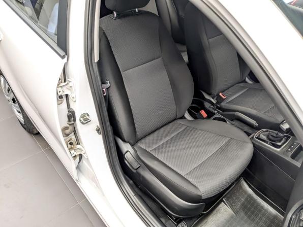 Kia Rio IV Рестайлинг с пробегом 2021 года, цена 1 390 000 рублей, 97751 км, седан, Автокод Объявления
