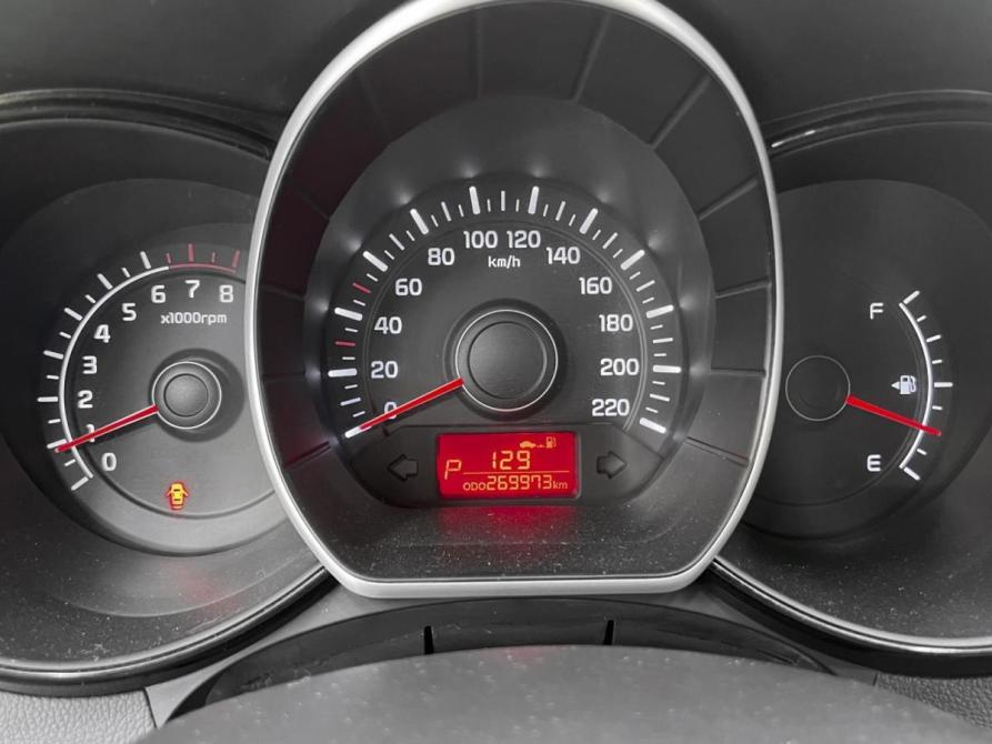 Kia Rio III Ростов-на-Дону  - изображение 17