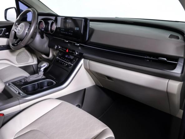 Kia Carnival IV с пробегом 2020 года, цена 3 990 000 рублей, 65519 км, минивэн, Автокод Объявления
