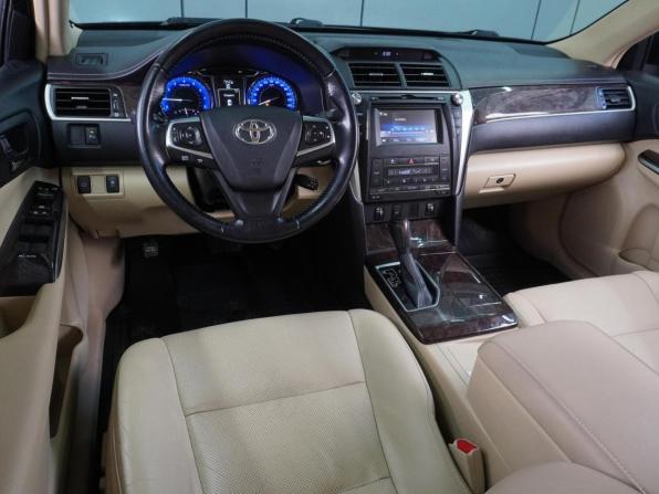 Toyota Camry VII (XV50) Рестайлинг с пробегом 2015 года, цена 2 229 000 рублей, 130320 км, седан, Автокод Объявления