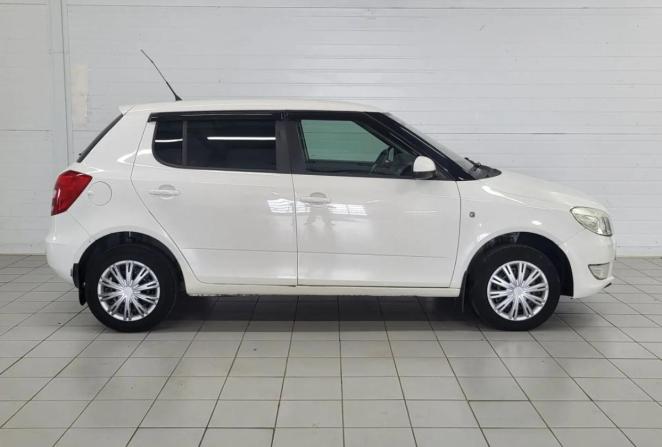 Skoda Fabia II Рестайлинг с пробегом 2011 года, цена 499 851 рубль, 184169 км, хэтчбек, Автокод Объявления