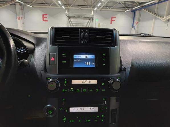 Toyota Land Cruiser Prado 150 Series с пробегом 2011 года, цена 2 400 000 рублей, 221867 км, внедорожник, Автокод Объявления