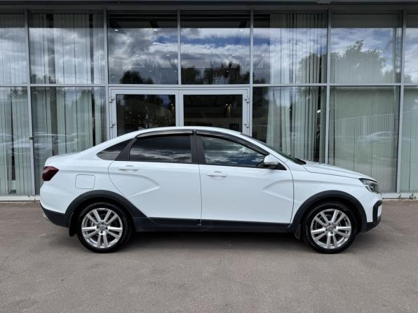 Lada (ВАЗ) Vesta I Рестайлинг (NG) с пробегом 2023 года, цена 1 410 000 рублей, 52111 км, седан, Автокод Объявления