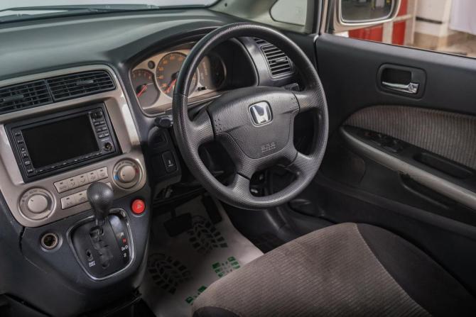 Honda Stream I с пробегом 2001 года, цена 559 000 рублей, 257000 км, компактвэн, Автокод Объявления