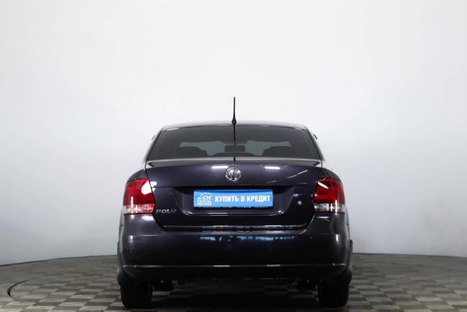 Volkswagen Polo V с пробегом 2015 года, цена 949 000 рублей, 203000 км, седан, Автокод Объявления