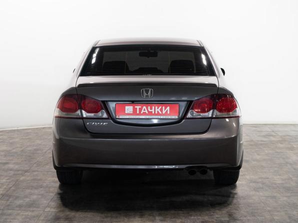 Honda Civic VIII Рестайлинг с пробегом 2009 года, цена 825 000 рублей, 272193 км, седан, Автокод Объявления